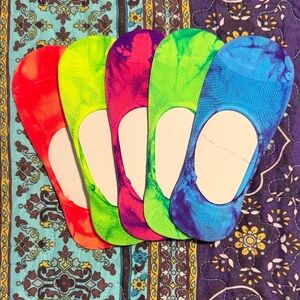 Vibrant Tie-Dye No-Show Socks Set